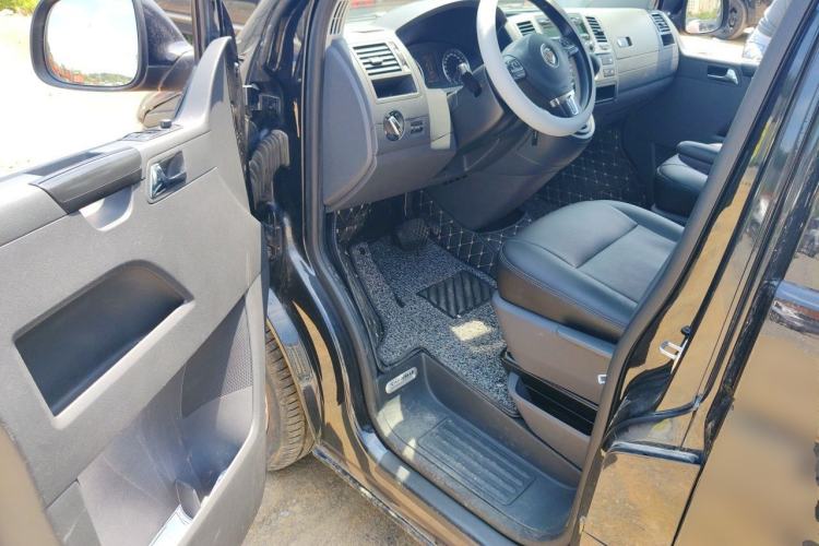 Used Volkswagen Caravelle 2014 2.0 TSI Two-Wheel-Drive Comfort Edition Driver Seat