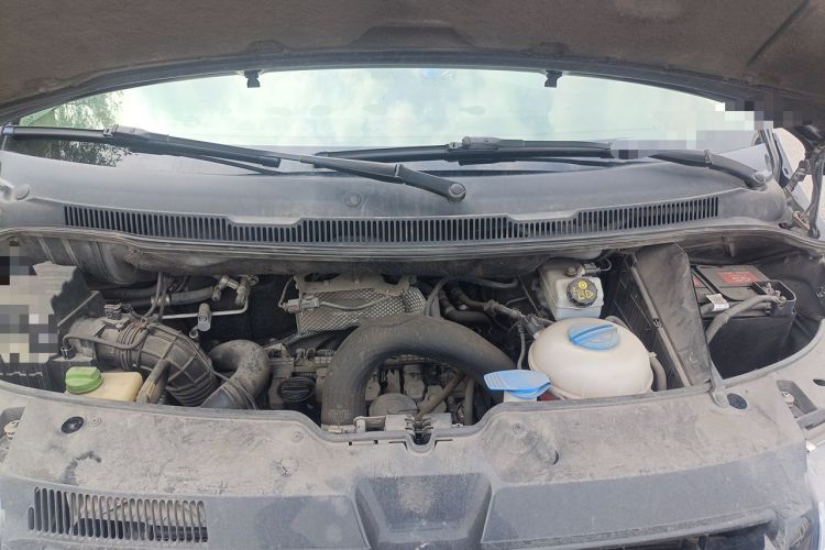 Used Volkswagen Caravelle 2014 2.0 TSI Four-Wheel Drive Comfort Edition Engine Bay