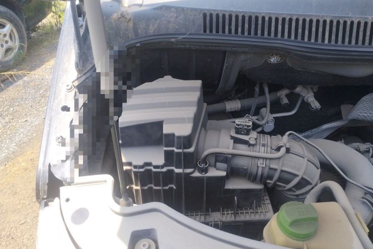 Used Volkswagen Caravelle 2014 2.0 TSI Four-Wheel Drive Comfort Edition Engine Bay Right
