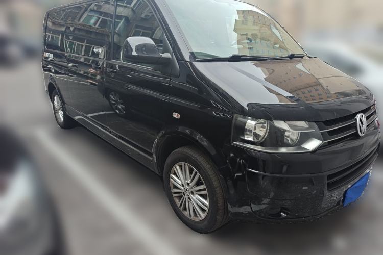 Used Volkswagen Caravelle 2014 2.0 TSI Four-Wheel Drive Comfort Edition Front Right 45 Deg