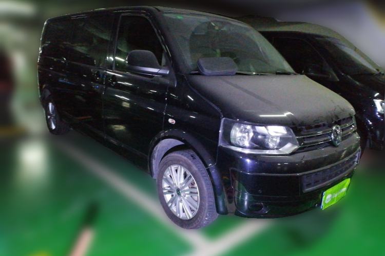 Used Volkswagen Caravelle 2014 2.0 TSI Four-Wheel Drive Comfort Edition Front Right 45 Deg