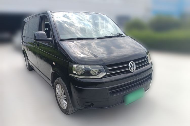Used Volkswagen Caravelle 2014 2.0 TSI Four-Wheel Drive Comfort Edition Front Right 45 Deg