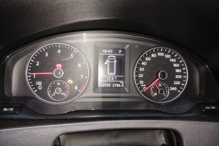 Used Volkswagen Caravelle 2014 2.0 TSI Four-Wheel Drive Comfort Edition Instrument Cluster