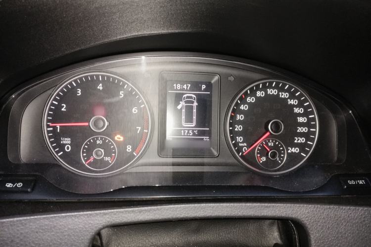Used Volkswagen Caravelle 2014 2.0 TSI Four-Wheel Drive Comfort Edition Instrument Cluster