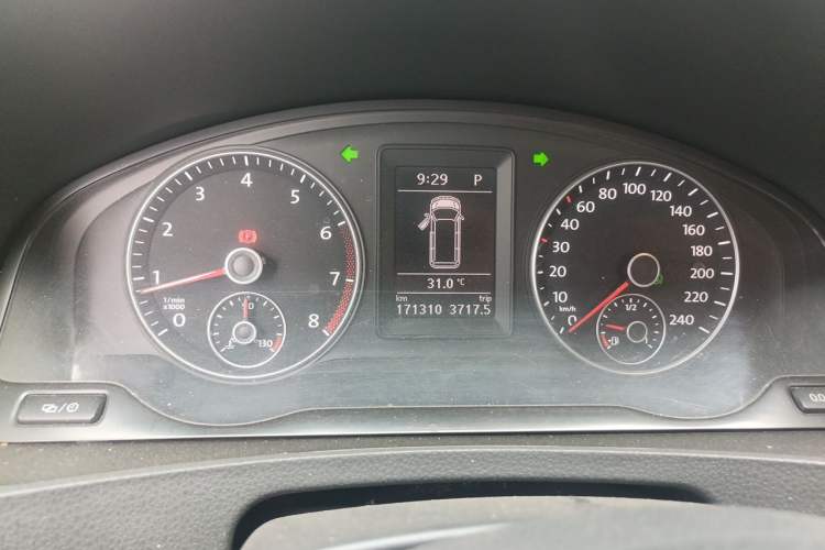 Used Volkswagen Caravelle 2014 2.0 TSI Four-Wheel Drive Comfort Edition Instrument Cluster