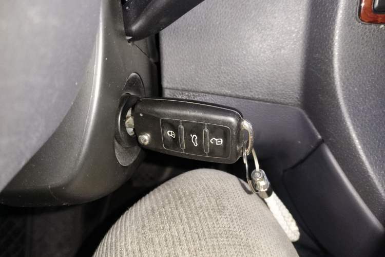 Used Volkswagen Caravelle 2014 2.0 TSI Four-Wheel Drive Comfort Edition Interior 1