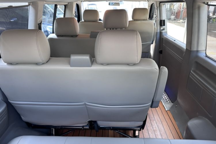 Used Volkswagen Caravelle 2014 2.0 TSI Four-Wheel Drive Comfort Edition Interior 3