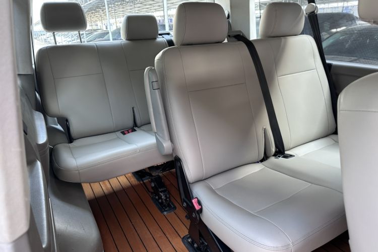 Used Volkswagen Caravelle 2014 2.0 TSI Four-Wheel Drive Comfort Edition Interior 5