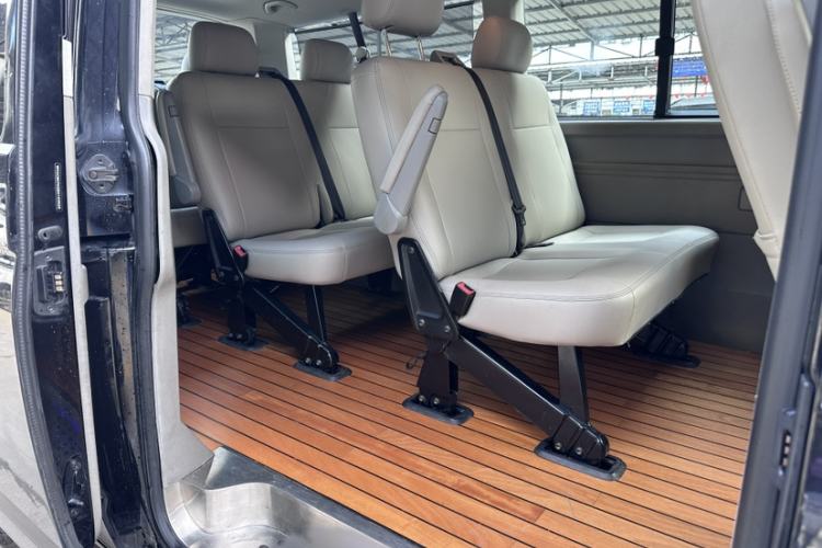 Used Volkswagen Caravelle 2014 2.0 TSI Four-Wheel Drive Comfort Edition Interior 7