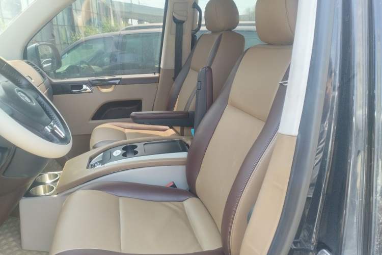 Used Volkswagen Caravelle 2014 2.0 TSI Four-Wheel Drive Comfort Edition Left Front Seat