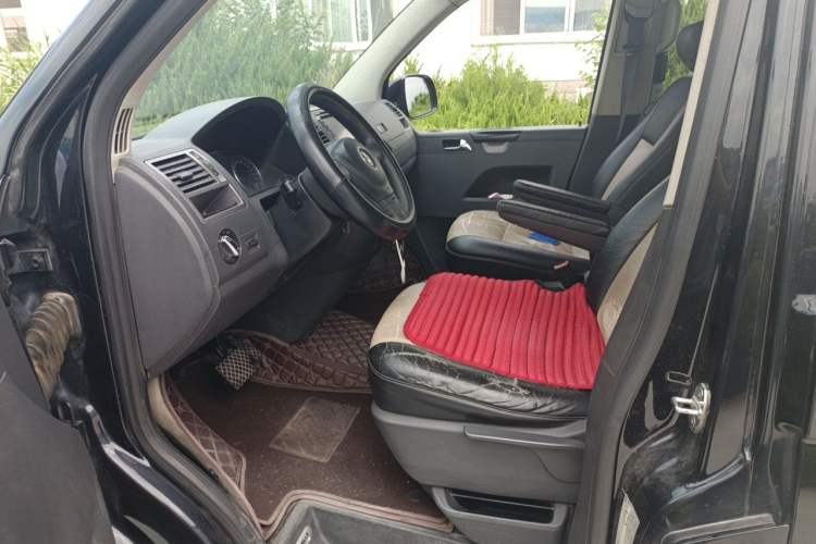Used Volkswagen Caravelle 2014 2.0 TSI Four-Wheel Drive Comfort Edition Left Front Seat