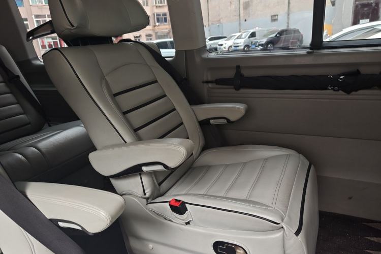 Used Volkswagen Caravelle 2014 2.0 TSI Four-Wheel Drive Comfort Edition Left Rear Seat