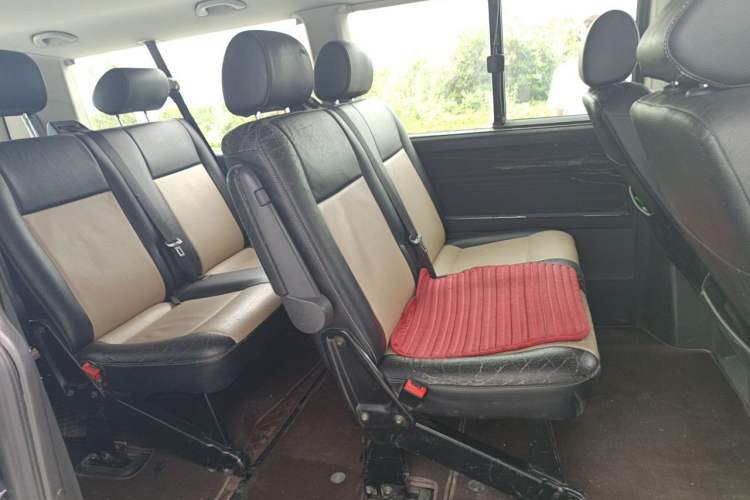 Used Volkswagen Caravelle 2014 2.0 TSI Four-Wheel Drive Comfort Edition Left Rear Seat