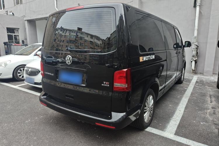 Used Volkswagen Caravelle 2014 2.0 TSI Four-Wheel Drive Comfort Edition Rear Right 45 Deg