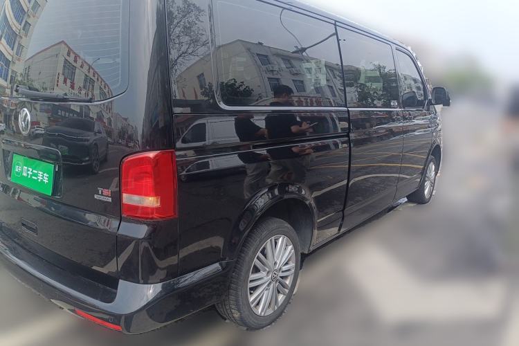 Used Volkswagen Caravelle 2014 2.0 TSI Four-Wheel Drive Comfort Edition Rear Right 45 Deg