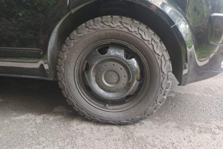 Used Volkswagen Caravelle 2014 2.0 TSI Four-Wheel Drive Comfort Edition Right Front Wheel Hub