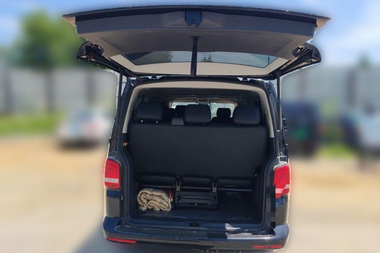 Used Volkswagen Caravelle 2014 2.0 TSI Two-Wheel-Drive Comfort Edition Trunk