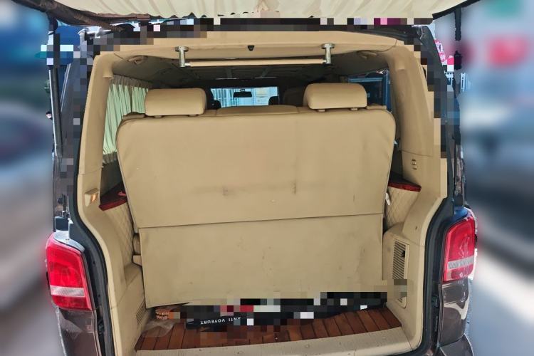 Used Volkswagen Caravelle 2014 2.0 TSI Four-Wheel Drive Comfort Edition Trunk