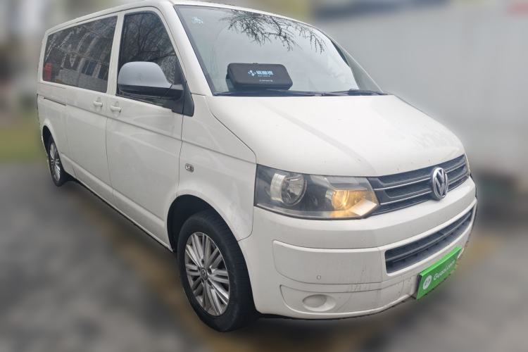 Used Volkswagen Caravelle 2014 2.0 TSI Four-Wheel Drive Comfort Edition Front Right 45 Deg