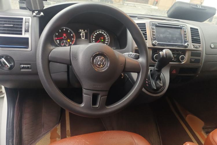 Used Volkswagen Caravelle 2014 2.0 TSI Four-Wheel Drive Comfort Edition Steering Wheel