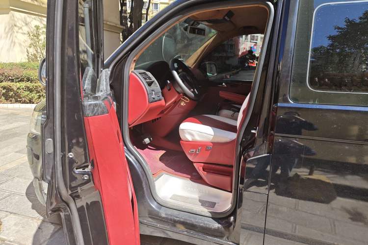 Used Volkswagen Caravelle 2015 2.0 TSI Four-Wheel Drive Comfort Edition Driver Seat