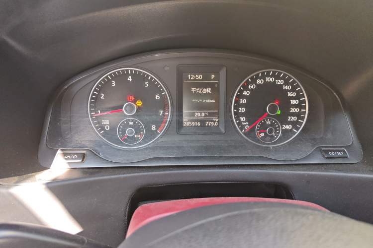 Used Volkswagen Caravelle 2015 2.0 TSI Four-Wheel Drive Comfort Edition Instrument Cluster