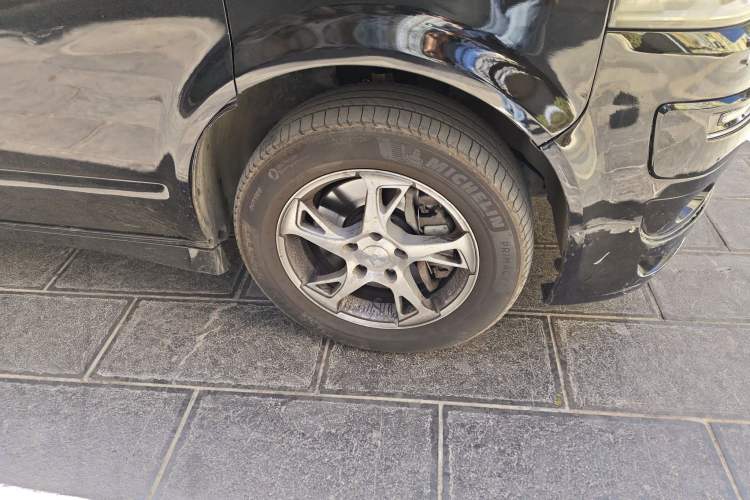 Used Volkswagen Caravelle 2015 2.0 TSI Four-Wheel Drive Comfort Edition Right Front Wheel Hub