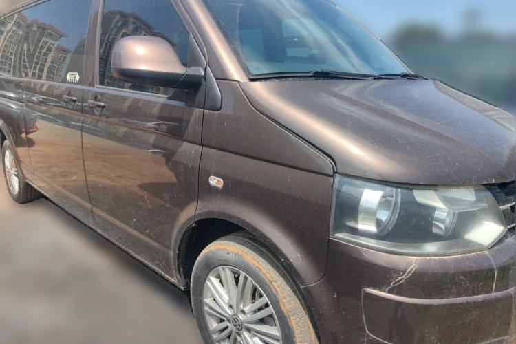 Used Volkswagen Caravelle 2015 2.0 TSI Four-Wheel Drive Comfort Edition Front Right 45 Deg