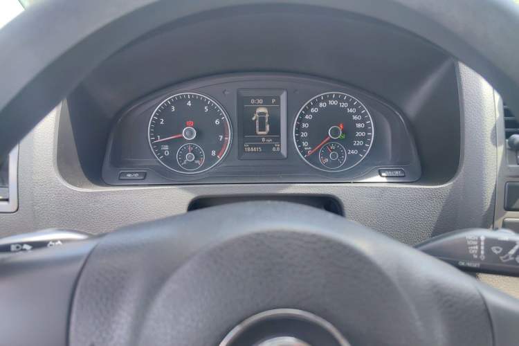 Used Volkswagen Caravelle 2015 2.0 TSI Four-Wheel Drive Comfort Edition Instrument Cluster