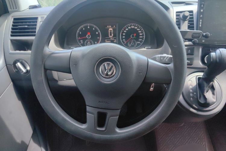 Used Volkswagen Caravelle 2015 2.0 TSI Four-Wheel Drive Comfort Edition Steering Wheel