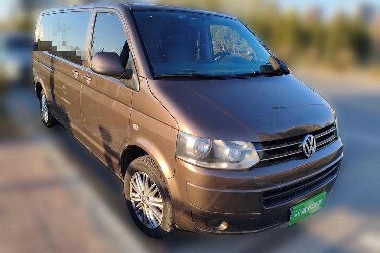 Used Volkswagen Caravelle 2015 2.0 TSI Four-Wheel Drive Comfort Edition Front Right 45 Deg