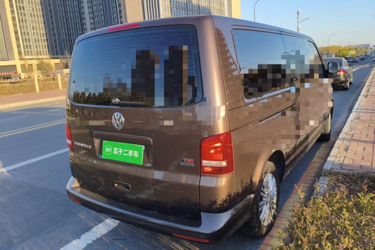 Used Volkswagen Caravelle 2015 2.0 TSI Four-Wheel Drive Comfort Edition Rear Right 45 Deg