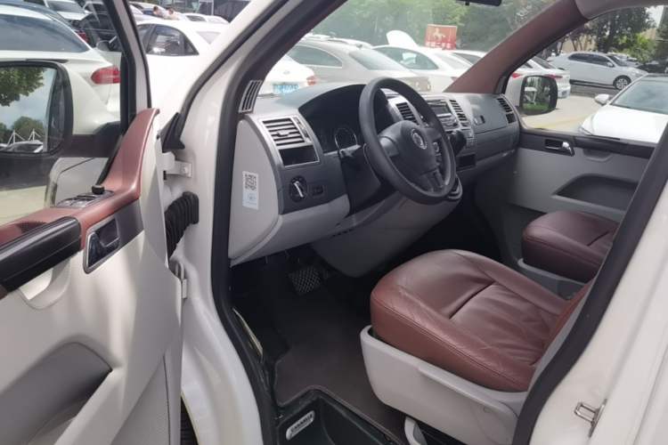 Used Volkswagen Caravelle 2015 2.0 TSI Four-Wheel Drive Comfort Edition Driver Seat