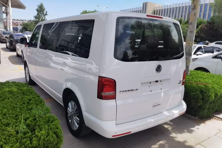 Used Volkswagen Caravelle 2015 2.0 TSI Four-Wheel Drive Comfort Edition Exterior 2
