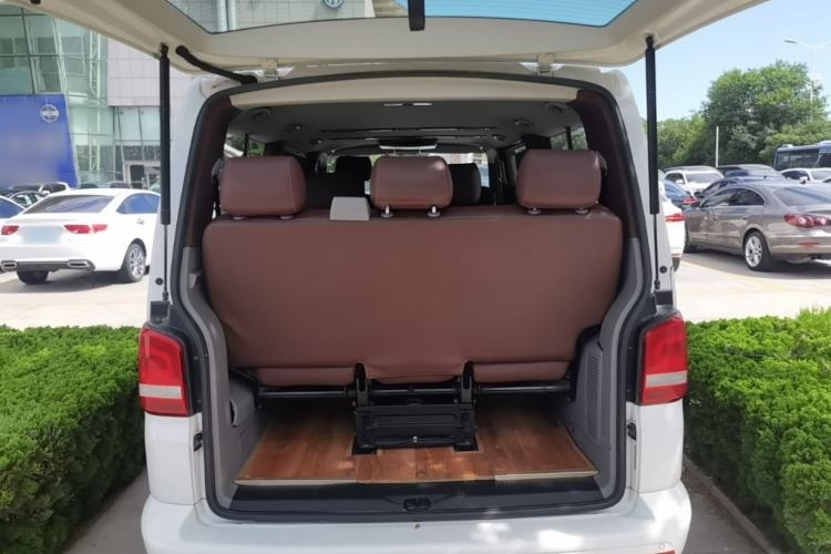 Used Volkswagen Caravelle 2015 2.0 TSI Four-Wheel Drive Comfort Edition Trunk