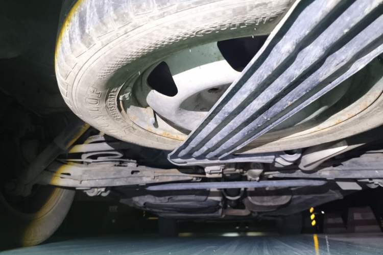 Used Volkswagen Caravelle  Chassis Rear