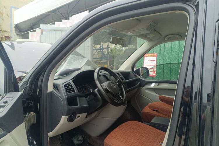Used Volkswagen Caravelle 2016 2.0 TSI Four-Wheel Drive Comfort Edition 8 Seats Driver Seat
