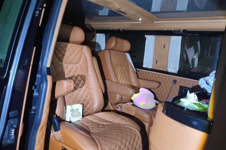 Used Volkswagen Caravelle  Left Rear Seat