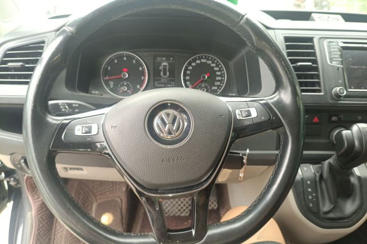 Used Volkswagen Caravelle 2016 2.0 TSI Four-Wheel Drive Comfort Edition 8 Seats Steering Wheel