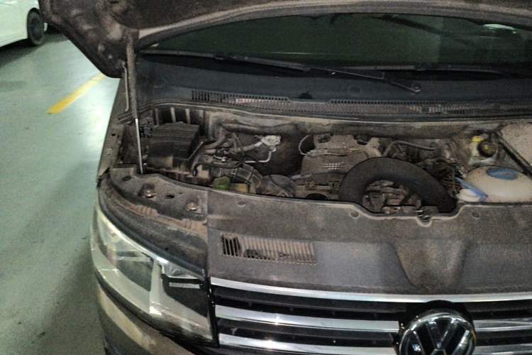 Used Volkswagen Caravelle 2016 2.0 TSI Four-Wheel Drive Comfort Edition 8 Seats Engine Bay Right