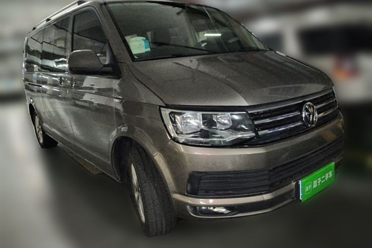 Used Volkswagen Caravelle 2016 2.0 TSI Four-Wheel Drive Comfort Edition 8 Seats Front Right 45 Deg