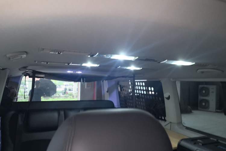 Used Volkswagen Caravelle 2016 2.0 TSI 4x4 Comfort Edition 9 Seats Headliner