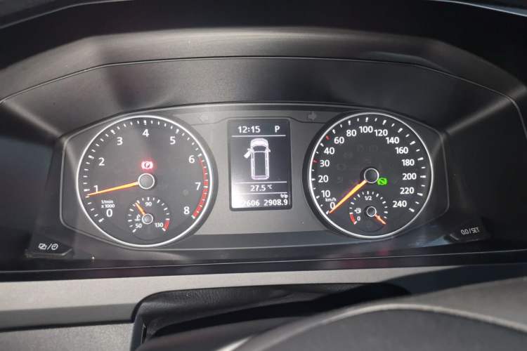 Used Volkswagen Caravelle 2016 2.0 TSI 4x4 Comfort Edition 9 Seats Instrument Cluster