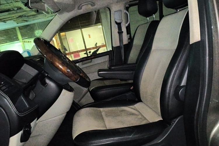 Used Volkswagen Caravelle 2016 2.0 TSI Four-Wheel Drive Comfort Edition 8 Seats Left Front Seat