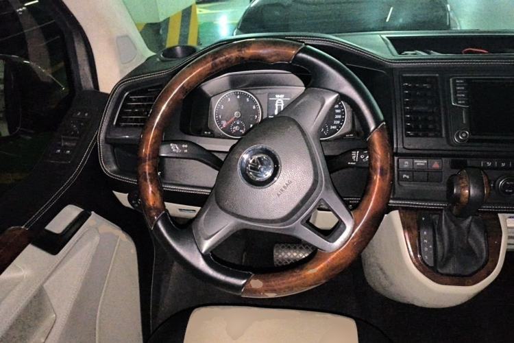 Used Volkswagen Caravelle 2016 2.0 TSI Four-Wheel Drive Comfort Edition 8 Seats Steering Wheel