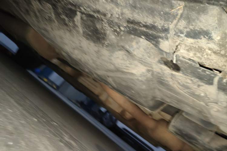 Used Volkswagen Caravelle  Chassis Front Right