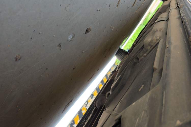 Used Volkswagen Caravelle  Chassis Rear Left