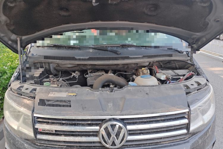 Used Volkswagen Caravelle 2017 2.0 TSI 4x4 Comfort Edition 7-Seater Engine Bay