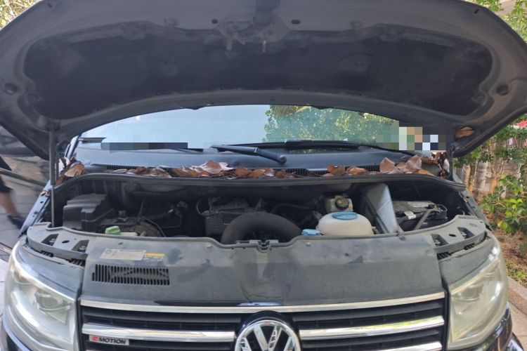Used Volkswagen Caravelle 2017 2.0 TSI 4x4 Comfort Edition 7-Seater Engine Bay