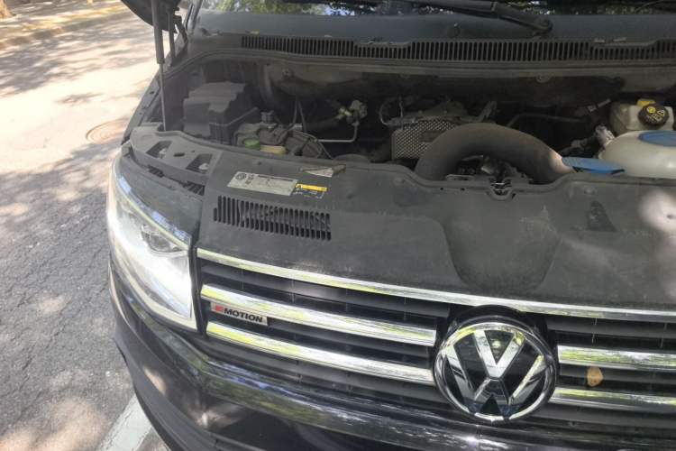Used Volkswagen Caravelle 2017 2.0 TSI 4x4 Luxury Edition 7-Seater Engine Bay Right
